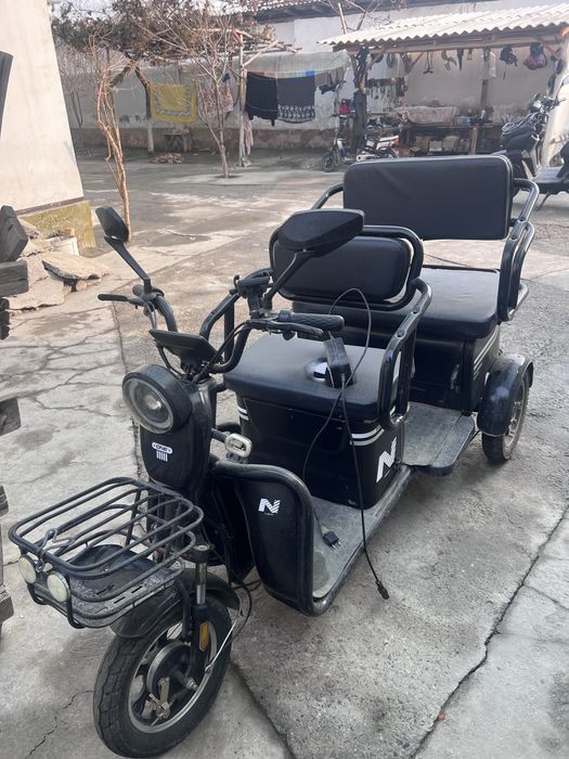 Uch balonli sukuter sotiladi !!!