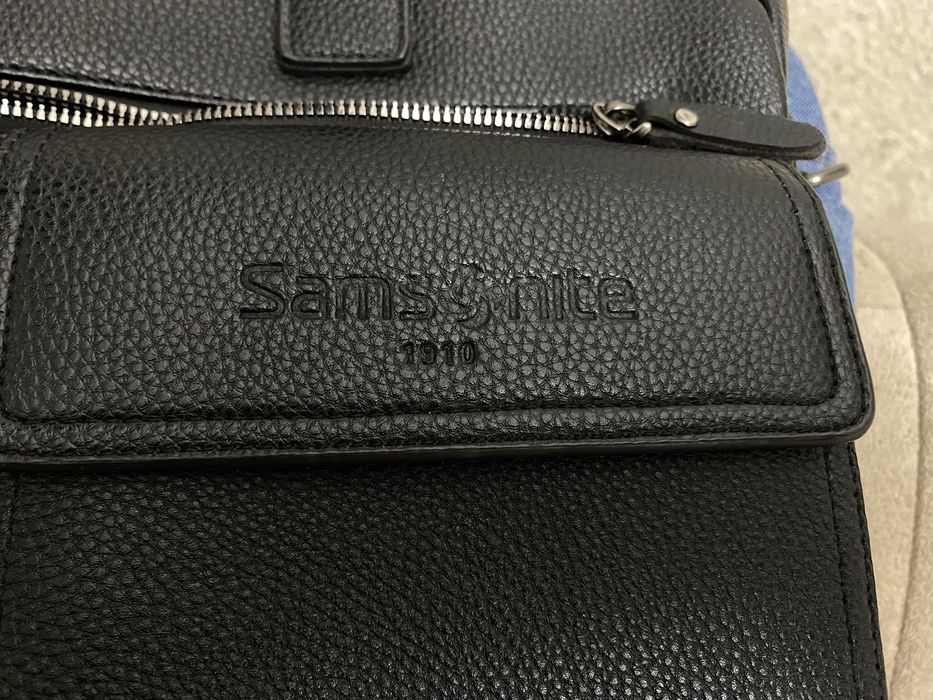 Сумка из кожи.