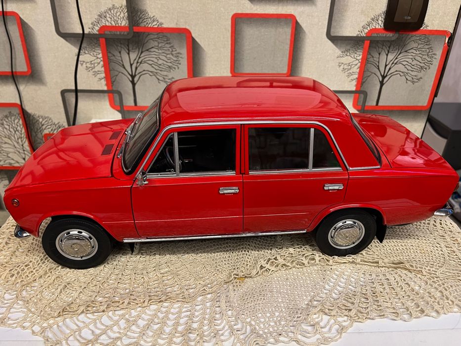 Жигули кола макет 1:8