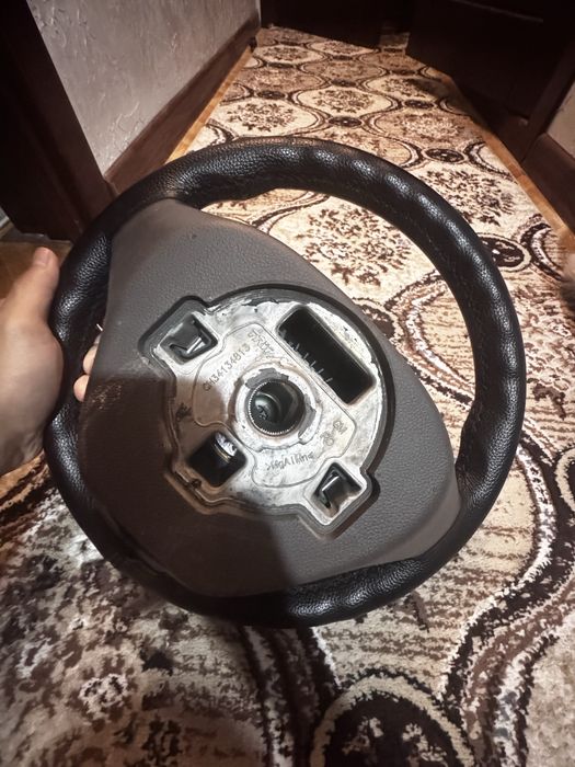 Проодам кобалт руль и Alpine маннитафон