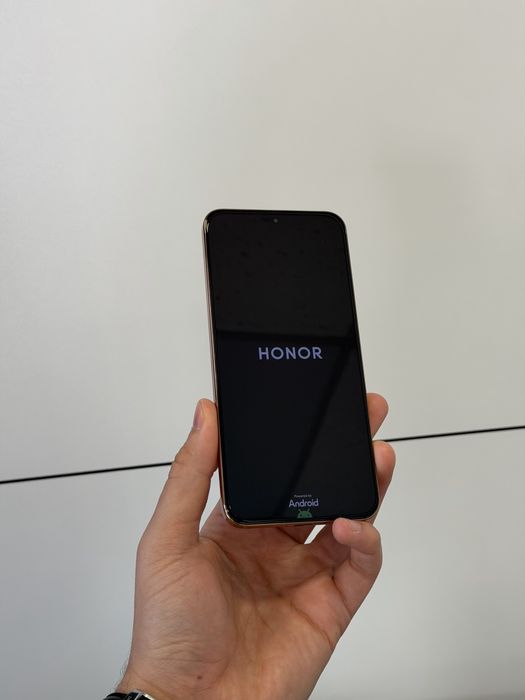 Продавам нов Honor Magic 8 lite 512GB