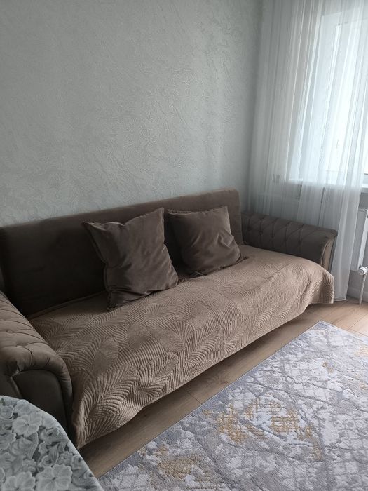 ДИВАН Б/У в хорошем состоянии