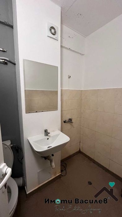 Дава се под наем Двустаен апартамент в София, Център - 40 кв.м за 303.96 € - Снимка #7