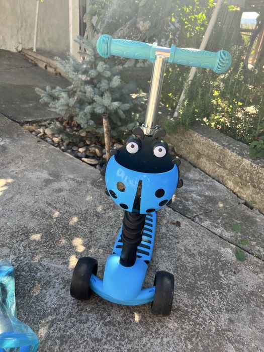 vand trotineta 5 in 1 Scooter in stare foarte buna