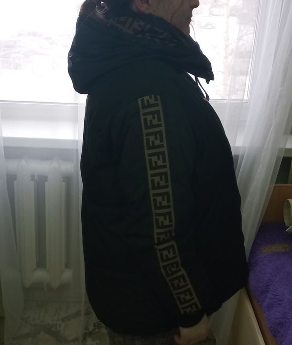 Продаю куртку демисезон