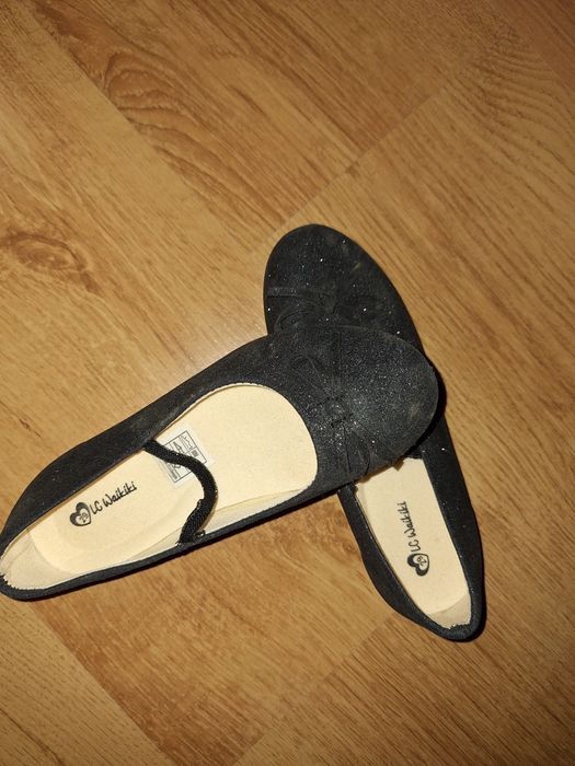 Детски черни обувки