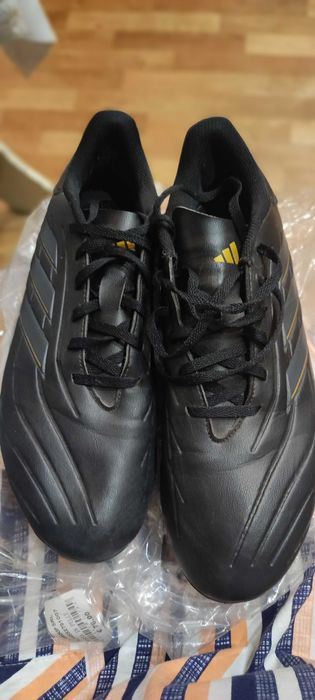 Продам футбольные бутсы 44-45 размер