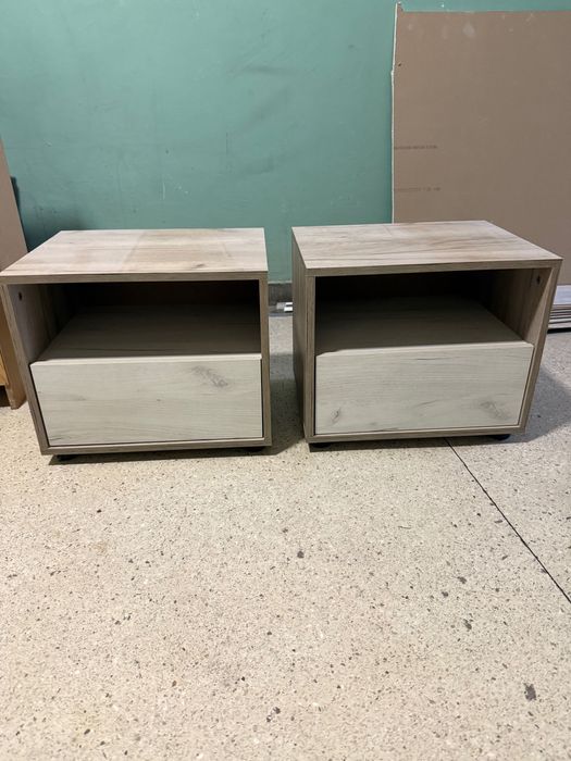 Нощни шкафчета 2 бр.