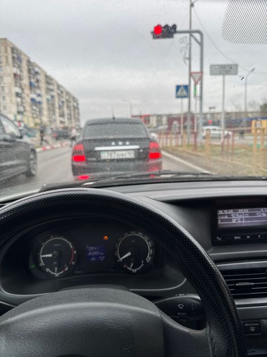 продам лада приору 2 базовая