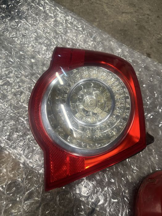 Ляв десен стоп пасат б6 седан 2006г