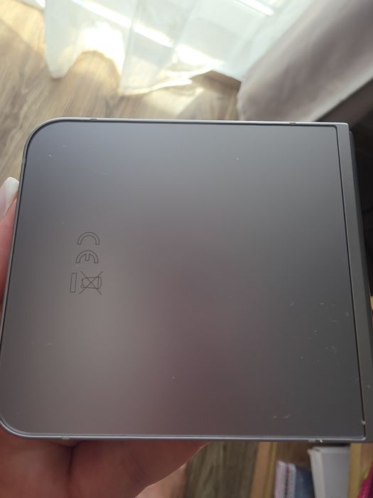 Телефон samsung Z flip 6