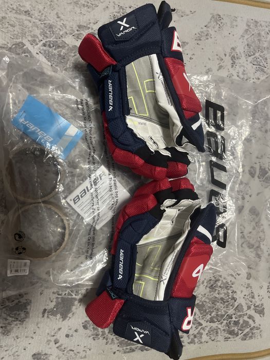 Краги хоккейные BAUER