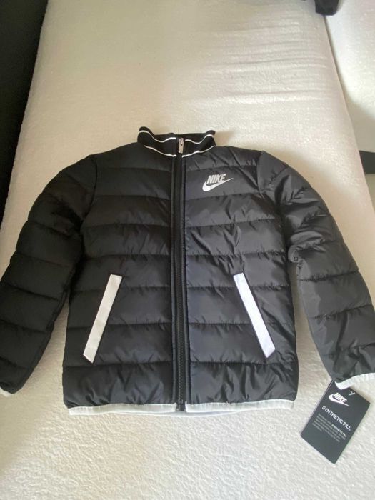 яке Nike,горнище Adidas и блуза Puma и яке