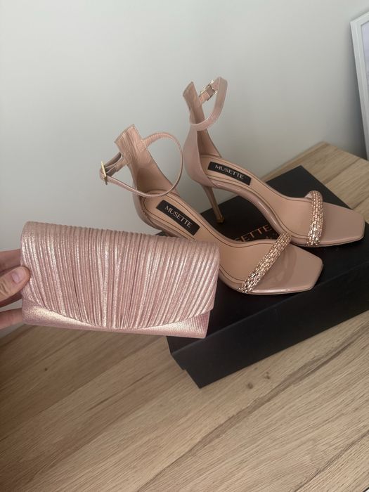 Сандали на висок ток Musette 38 номер