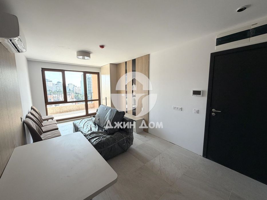 Продава се Двустаен апартамент в к.к. Слънчев бряг - 65 кв.м за 1752 €/кв.м - Снимка #2