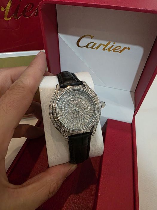 Bayram uchun soatlarimiz keldi