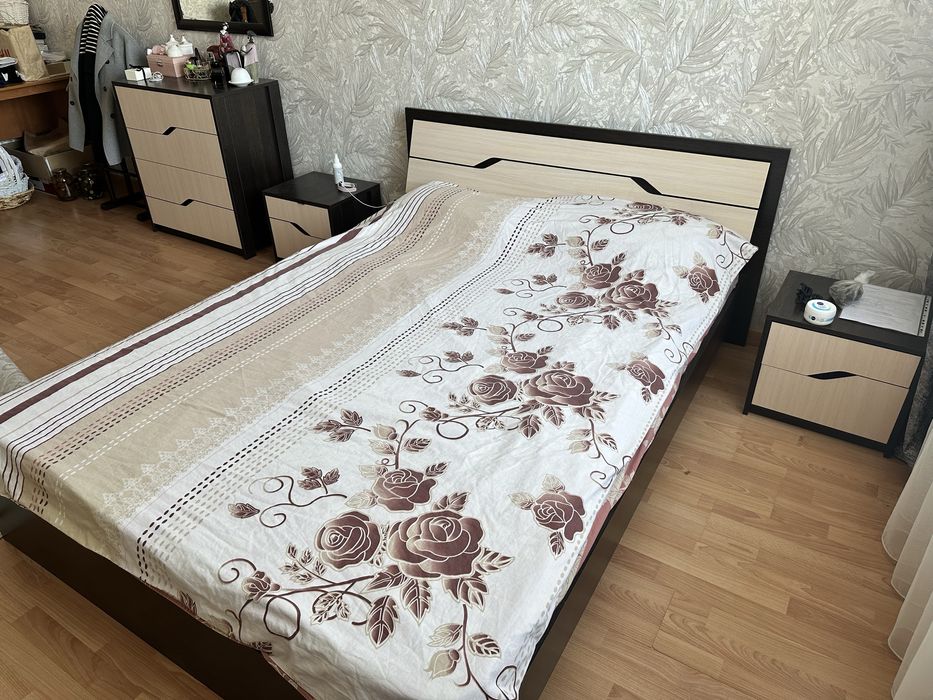 Спальный гарнитур