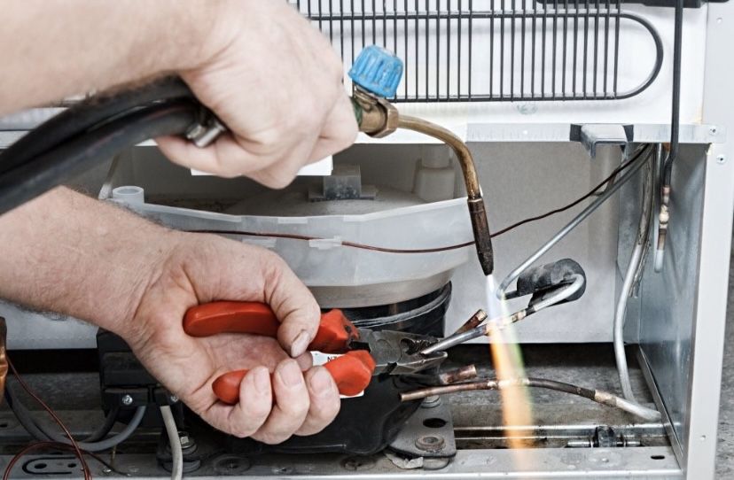 Ремонт холодильника / Ремонт морозильника