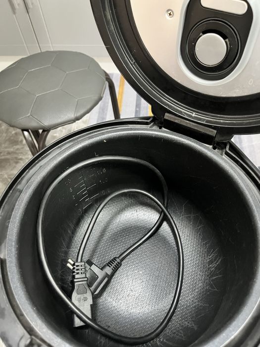 Продам мультиварку