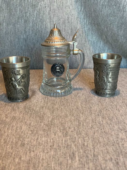 старинни калаени чаши