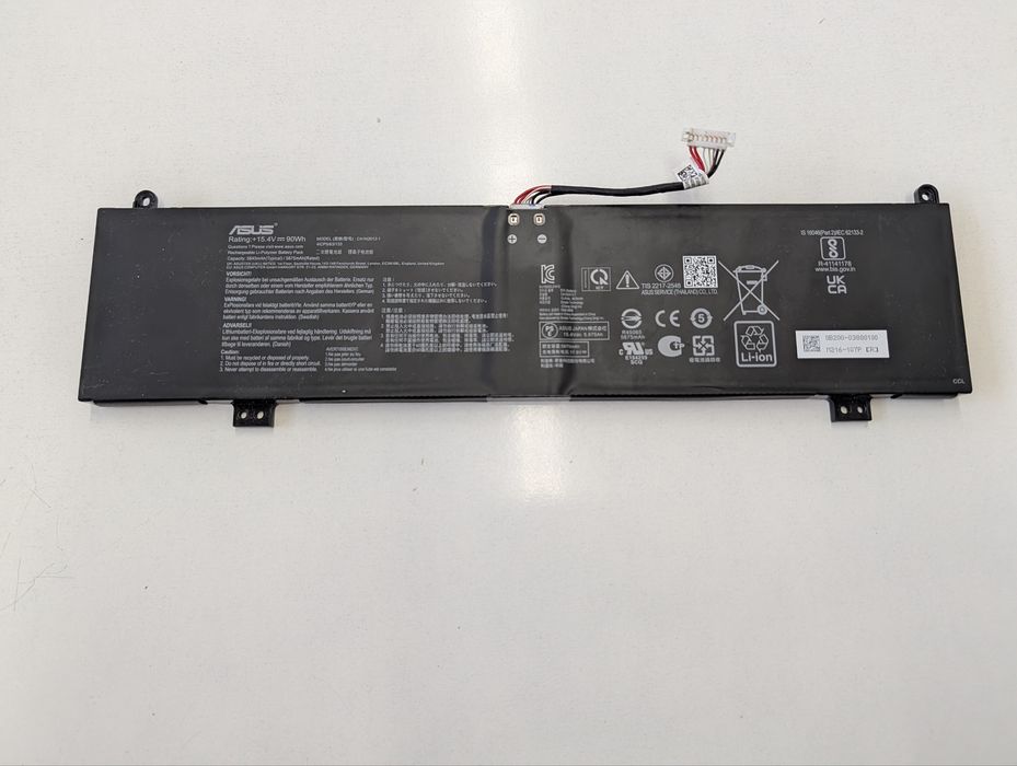 Dezmembrez / Piese ASUS ROG Strix SCAR 17 G733ZW (G733) – Carcasă, Răcire, Display