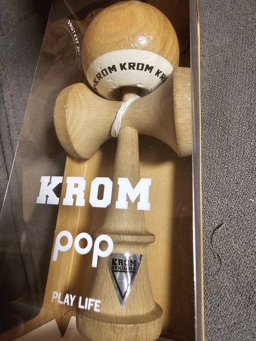 Kendama Krom Pop Sticky Natur
