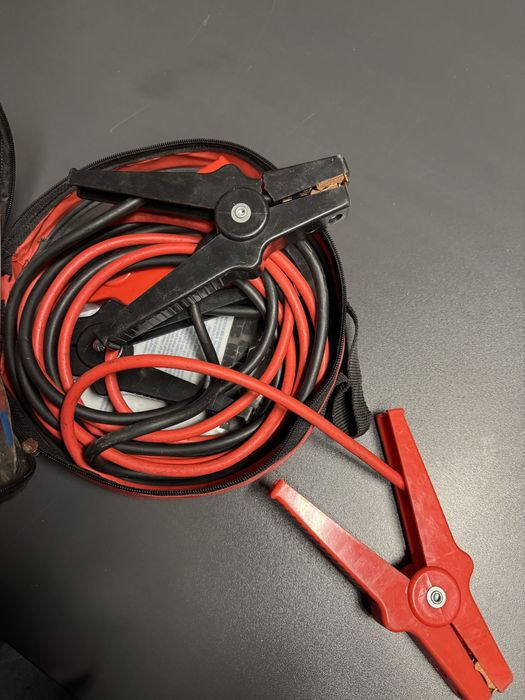 Кабели за подаване на ток на скутери, мотори или коли 200 А и 400 А