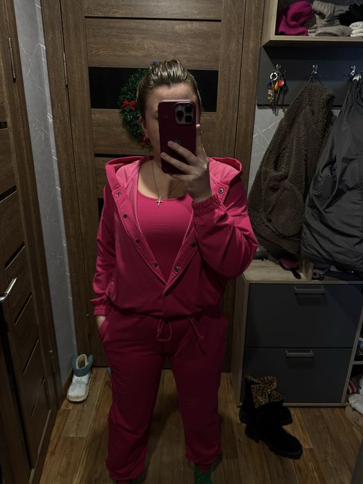 Продам спортиный костюм!