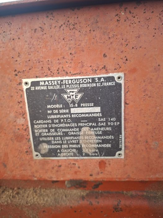 Balotiera Massey Ferguson