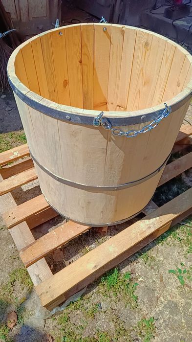 Декоративни Кофи за Кладенеци/Кашпи за Цветя