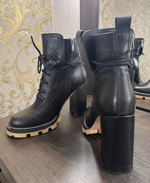 Боти Massimo Zardi кожени