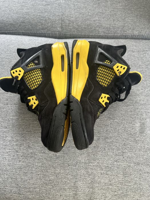 Air Jordan 4 Retro Yellow Thunder