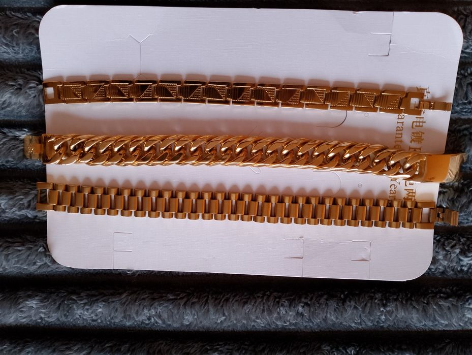 Гривни от медицинска стомана