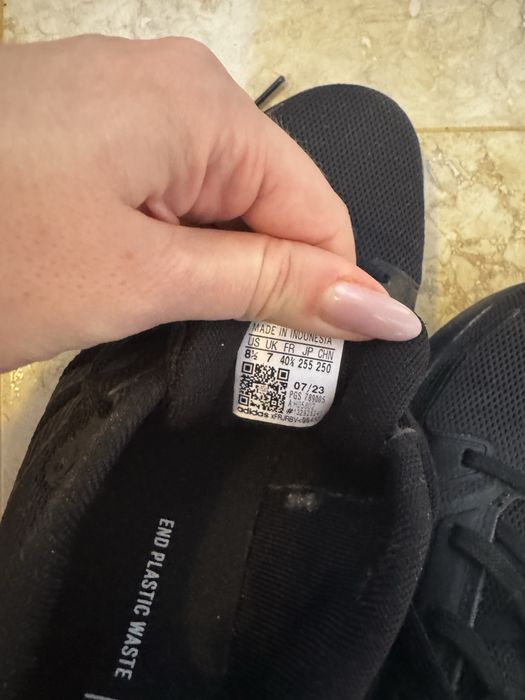 Нови adidas 40 2/3 номер