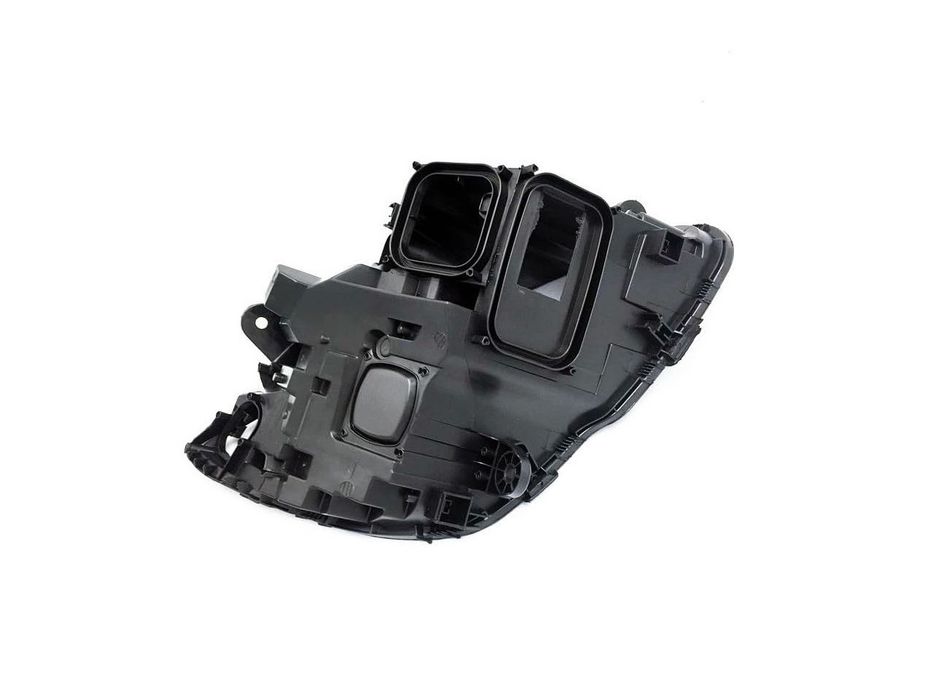 Корпус за фар на Mercedes C-Class W205