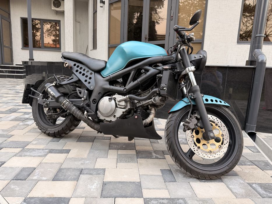 Мотоцкл suzuki sv 650.