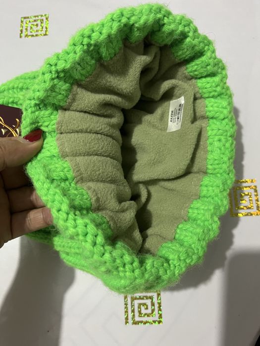 Продам шапку  срочно