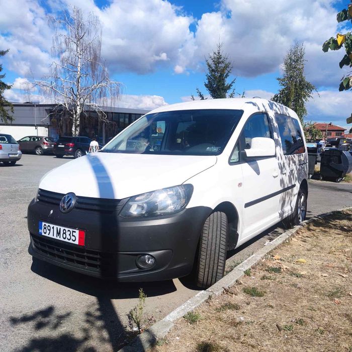 Продавам Volkswagen Caddy