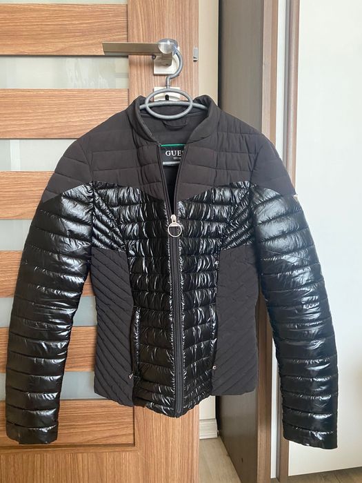 Дамски яке Guess