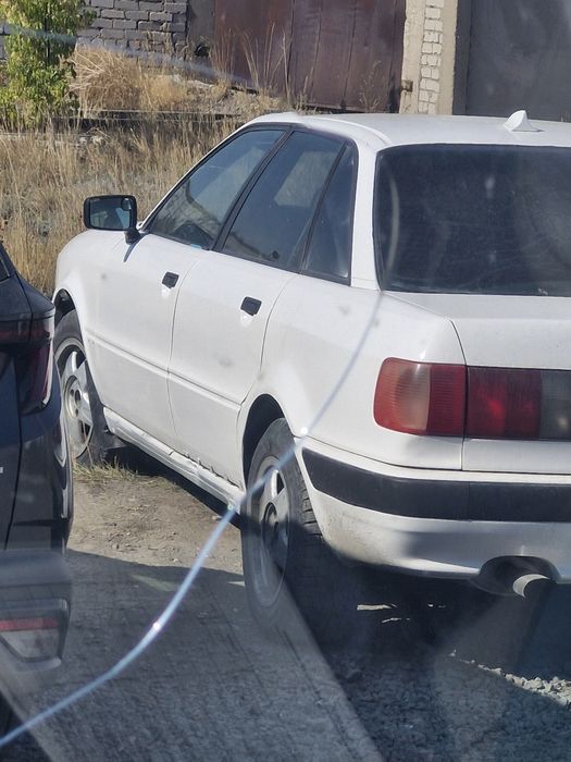 Продам ауди 80 б4