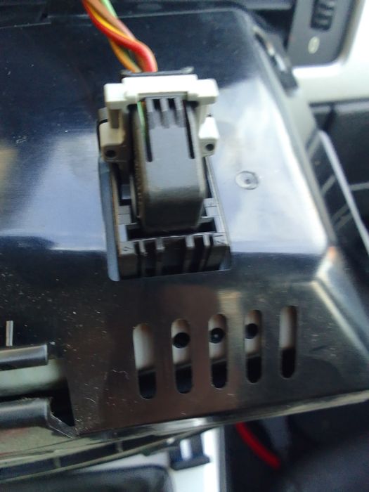 Vând display mare și  display mic navigație CC BMW e 90