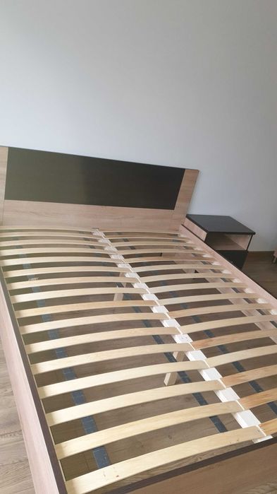 Montez mobila in Prahova