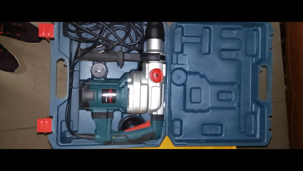 ПЕРФОРАТОР Hammer PRT 1100LE! новый в кейсе