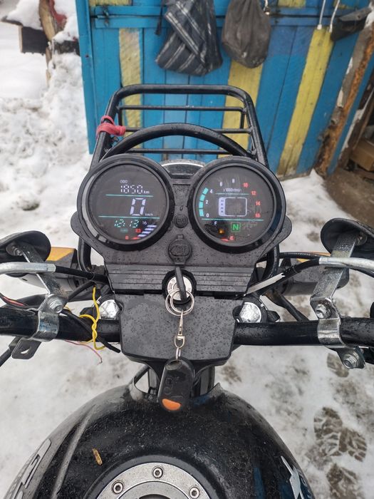 Продам G S X 200