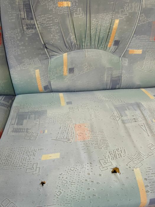 Продам диван с креслом