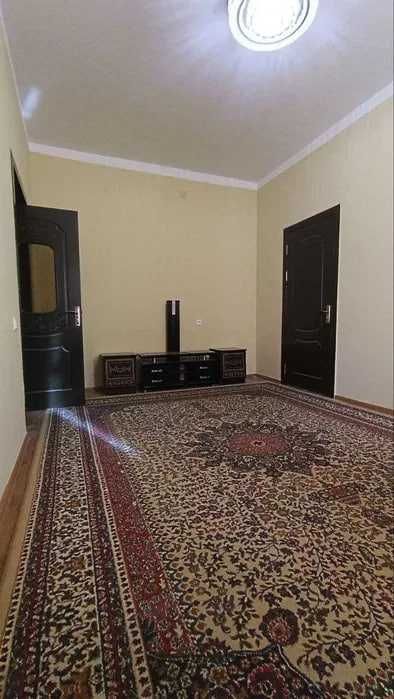 Юнусабад 10 кв 2-хона 3-этаж  Кирпичный Мебел+техника. Срочно