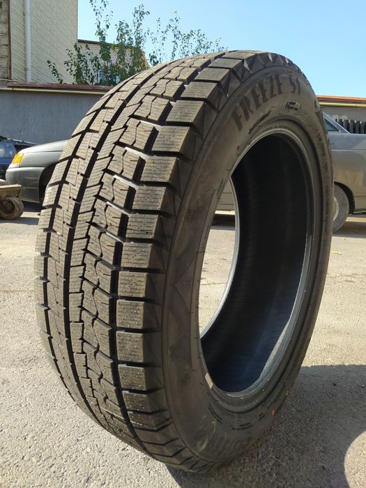 Rapid 245/55R19 Freeze S1