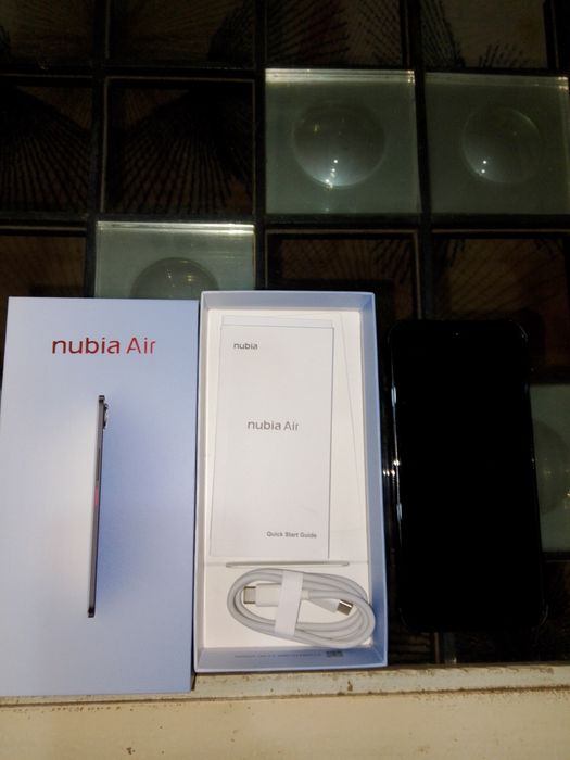 Телефон , Nubia 5G 8/256GB Нов в гаранция 170 евро