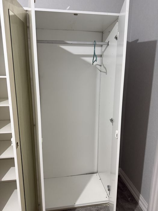 Кровать с матрсом  и шкаф все всесте