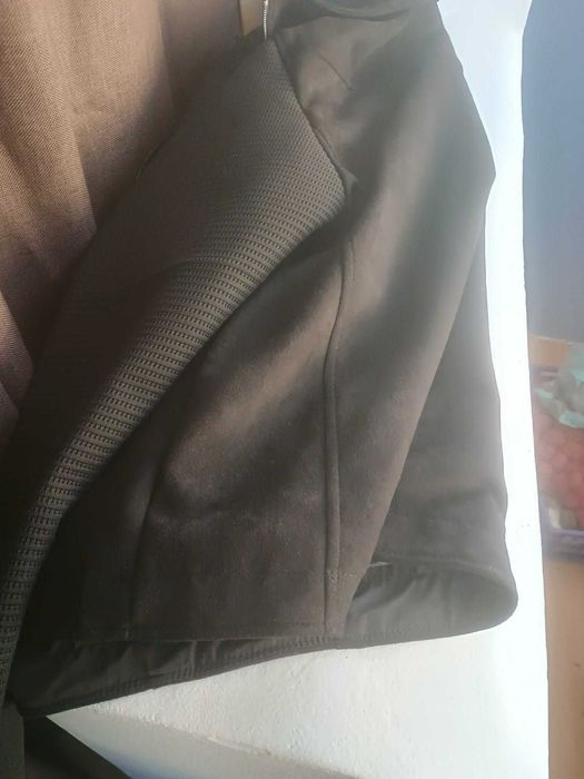 Jachetă din piele de căprioară cu mâneci tricotate premium